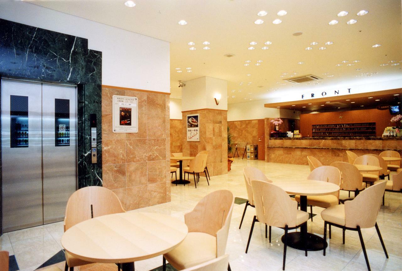Toyoko Inn Tokyo Shinagawa Aomono-Yokocho-Eki Buitenkant foto
